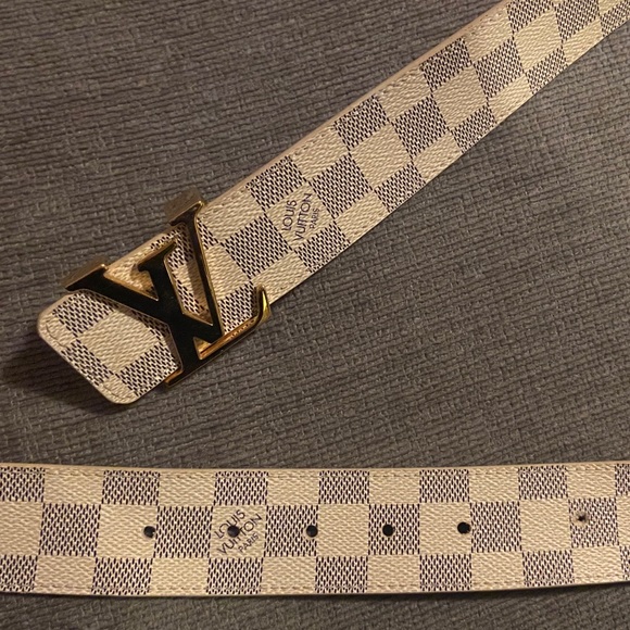 Authentic UNISEX Louis Vuitton LV INITIALES 40 mm - Picture 5 of 8